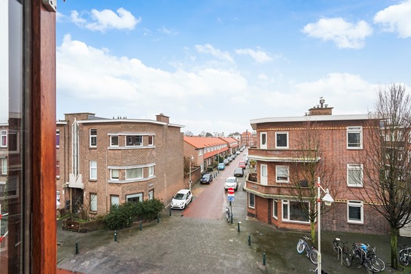 Medium property photo - Bussumsestraat 77, 2574 JC Den Haag
